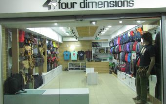 The 03-Steps Playbook Four Dimensions Used To Grow Its Business and Build A Community Of Loyal Customers