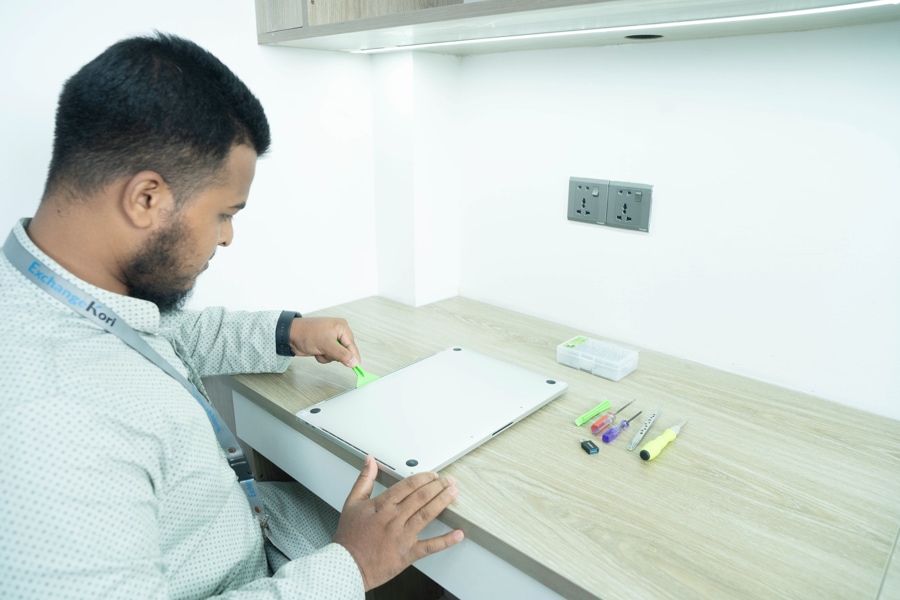 How ExchangeKori is Building a Reliable Laptop Repair Service In Bangladesh