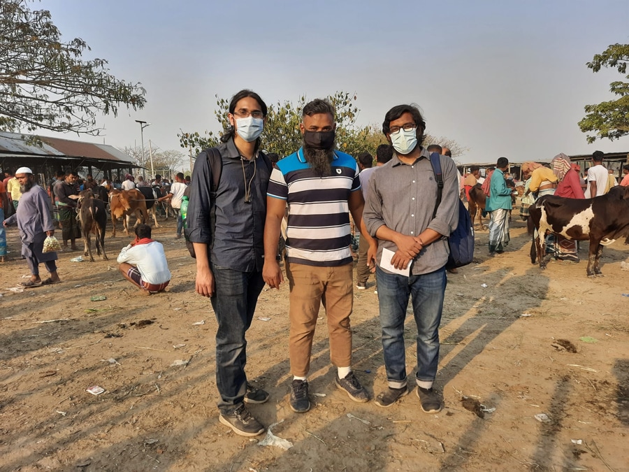 Big Businesses, Small Businesses: How biniyog.io Serves Businesses on Both Ends of the Market 2 Ahlan 1 (During-Cattle-purchase-for-Ahlan-Agro-Investment-Campaign-in-2022)
